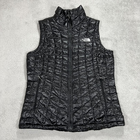 The North Face Vest Womens Small Black Quilted Puffer Thermoball Packable Light - Picture 1 of 14